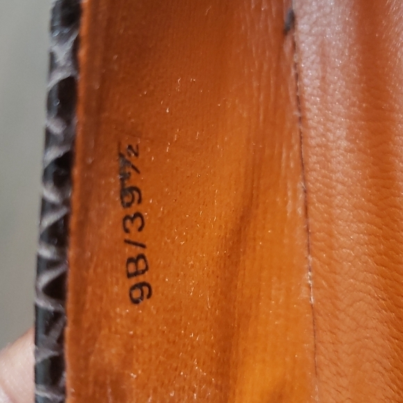 Vintage BcbgMaxazria Snake Leather Shoes - Picture 11 of 12